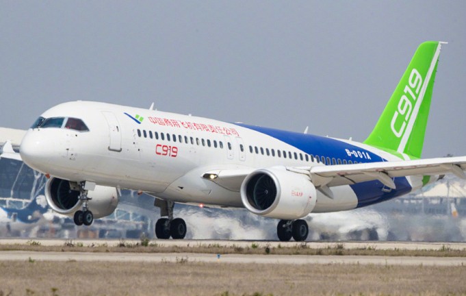 散熱器廠(chǎng)家文軒熱能祝賀C919大飛機成功首飛